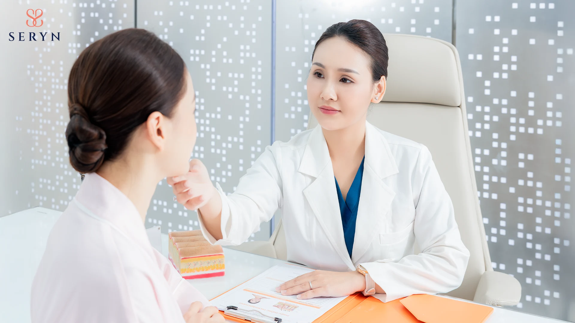 hoi-dong-y-khoa-seryn