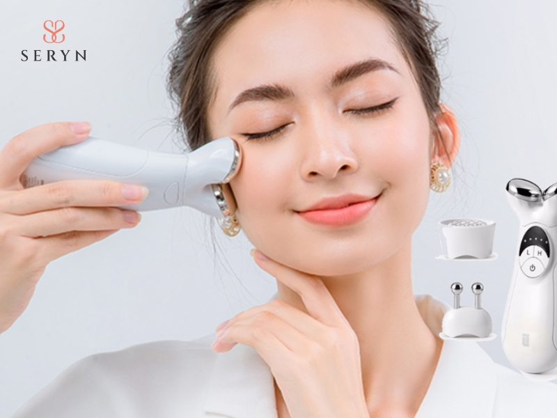Máy massage nâng cơ mặt giúp kích thích cơ và tăng sinh collagen