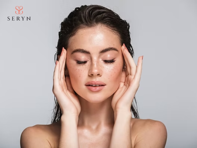 Kỹ thuật massage nâng cơ mặt tác động cơ biểu cảm và hệ bạch huyết dưới da