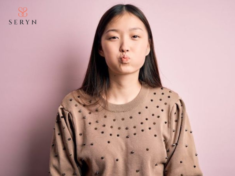 Bài tập Face Yoga giúp tăng sức mạnh cơ mặt và giảm chảy xệ