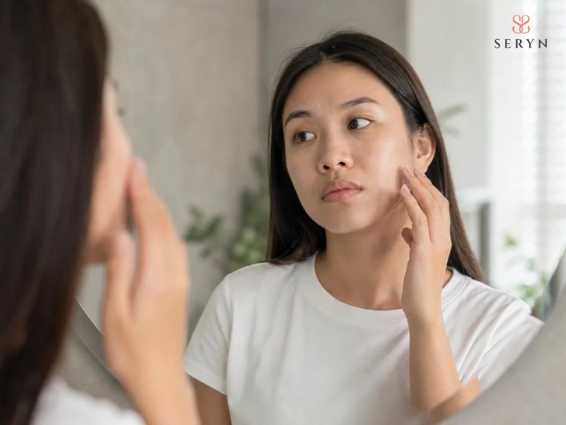 Người thực hiện cần tránh massage và các tác động mạnh lên vùng vừa cấy chỉ Người thực hiện cần tránh massage và các tác động mạnh lên vùng vừa cấy chỉ