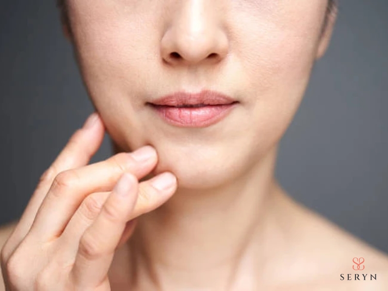 Người có da chảy xệ và suy giảm độ đàn hồi có thể được đánh giá để cân nhắc nâng cơ mặt Người có da chảy xệ và suy giảm độ đàn hồi có thể được đánh giá để cân nhắc nâng cơ mặt