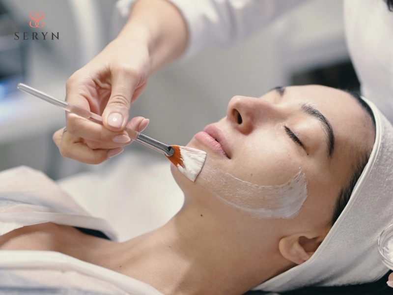 Tránh sử dụng hoạt chất mạnh khi da chưa hồi phục Tránh sử dụng hoạt chất mạnh khi da chưa hồi phục