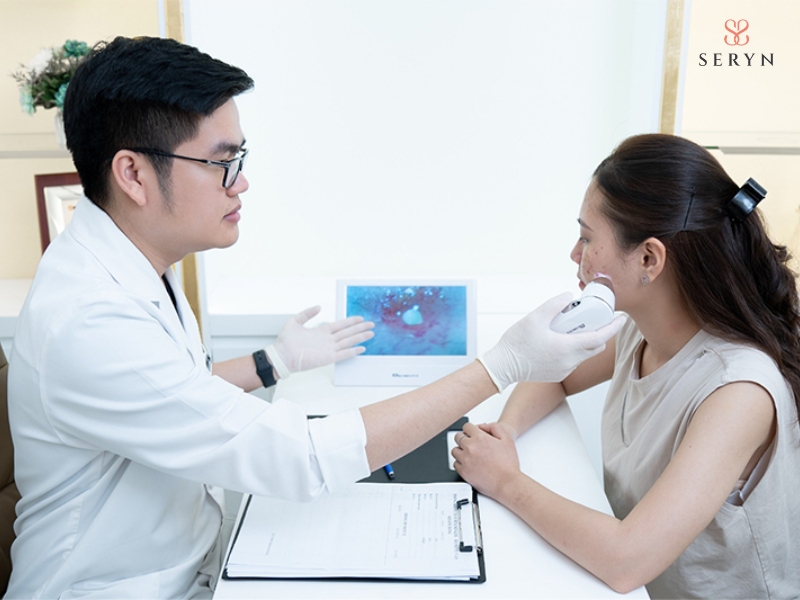 Người có nhiễm trùng da cần được bác sĩ đánh giá trước khi điều trị. Người có nhiễm trùng da cần được bác sĩ đánh giá trước khi điều trị.