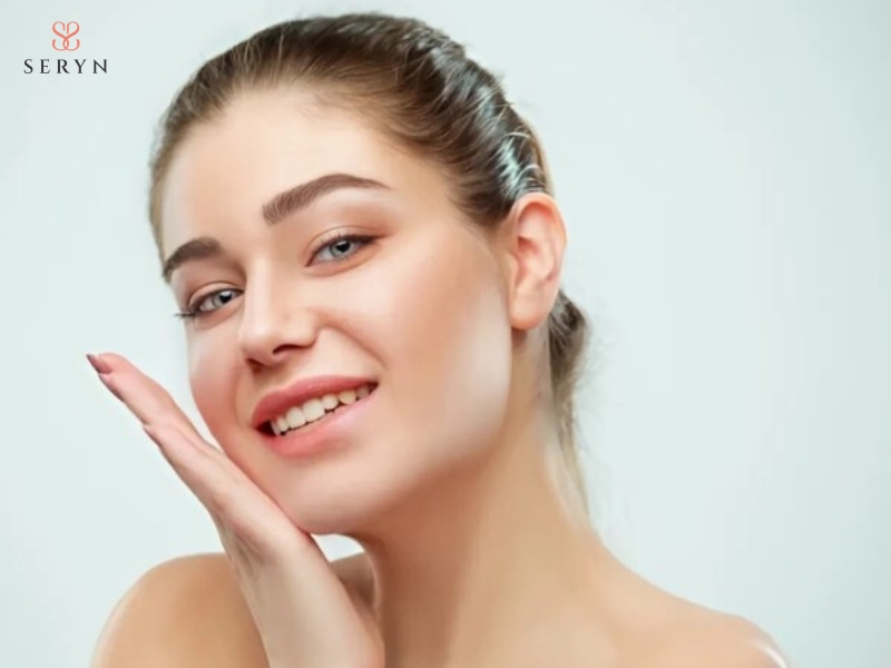 Má hóp ở mức độ nhẹ ít ảnh hưởng đến tổng thể gương mặt Má hóp ở mức độ nhẹ ít ảnh hưởng đến tổng thể gương mặt